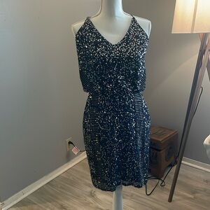 Gianni Bini Natalia dress in midnight size 2 beautiful sequins navy blue